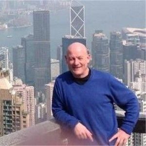 Meet your Posher, Lewis